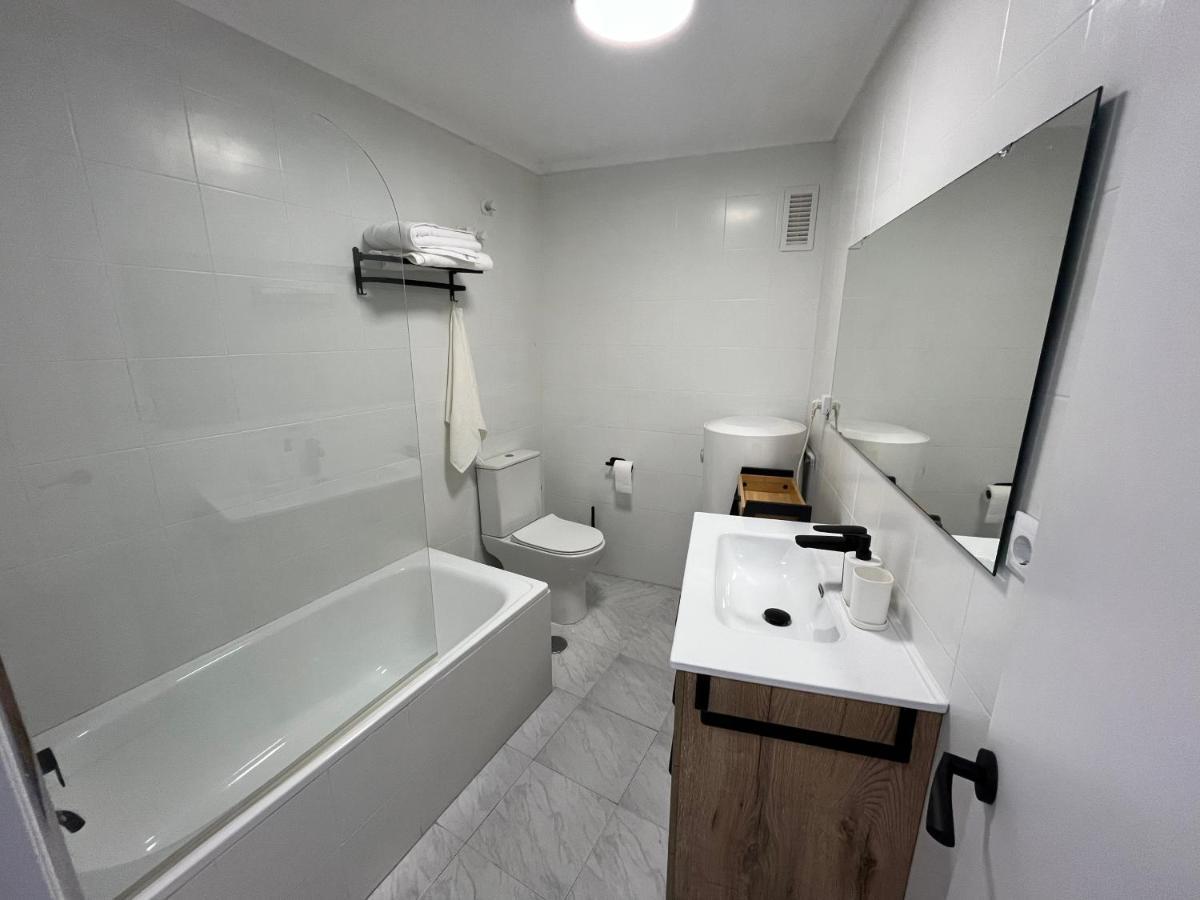 Villa Торевиеха Екстериор снимка