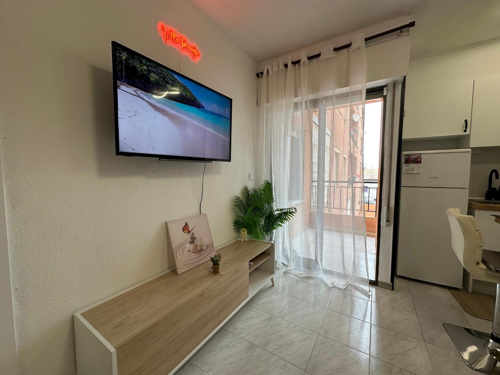 Villa Торевиеха Екстериор снимка