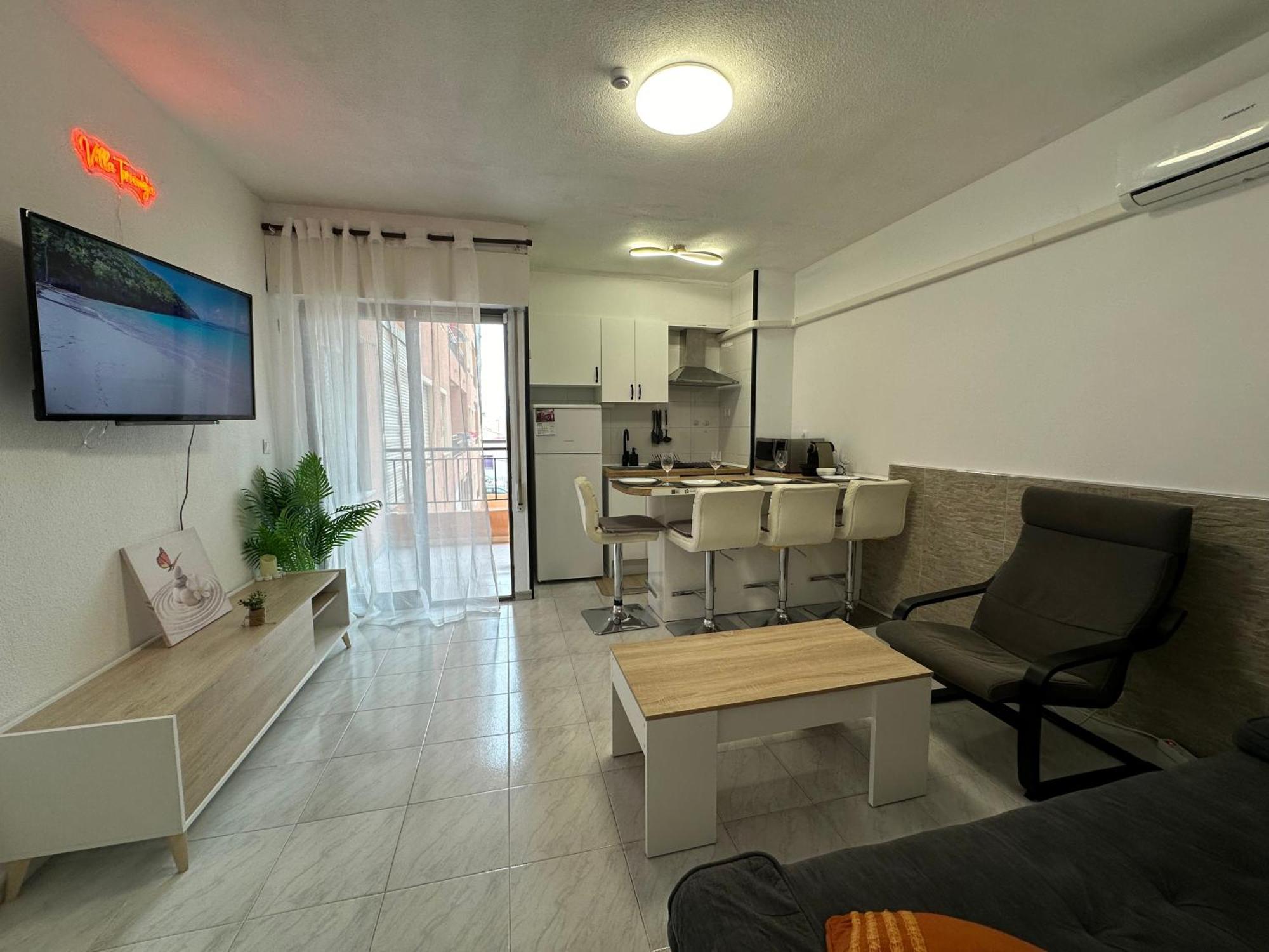 Villa Торевиеха Екстериор снимка