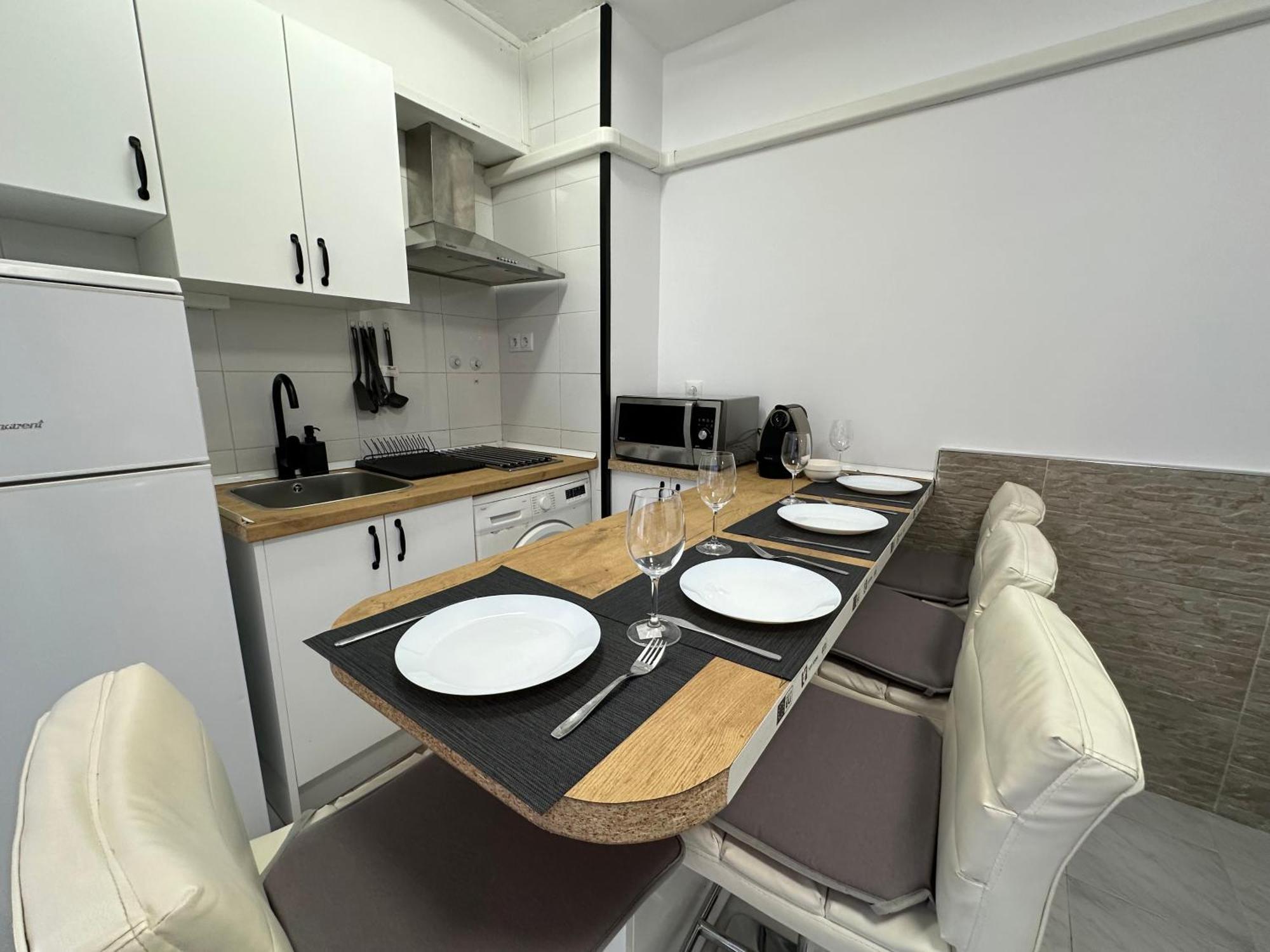 Villa Торевиеха Екстериор снимка