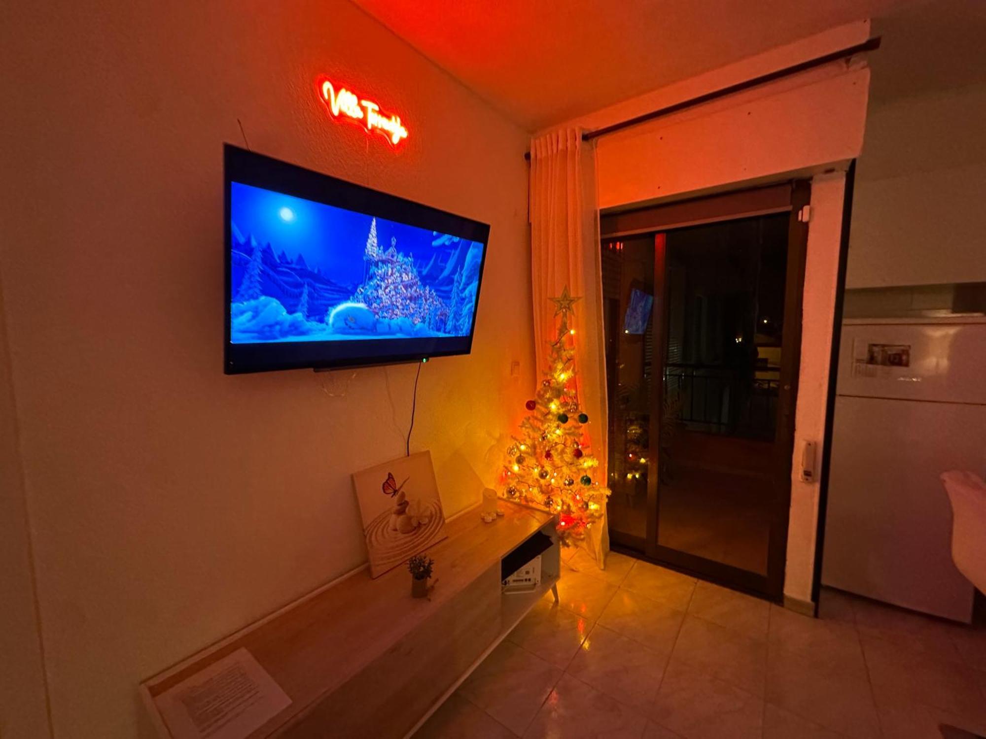 Villa Торевиеха Екстериор снимка